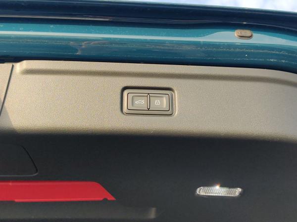 Audi A6 e-tron A6 Avant e-tron qu. S line Air*Pano*ACC*360°*B&O Audi A6 e-tron A6 Avant e-tron qu. S line Air*Pano*ACC*360°*B&O