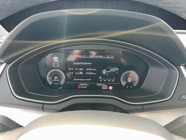 Audi Q5 50 TFSI e S line business qu S tr HUD Matrix