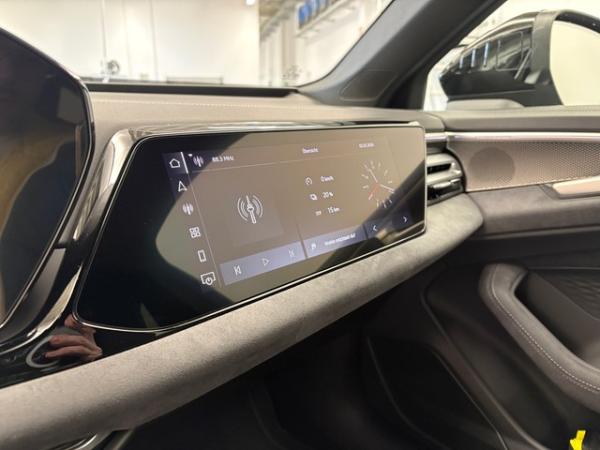 Audi A6 Avant S line e-hybrid quattro edition one