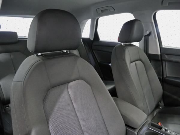 Audi Q3 35 TDI S tronic ACC*CarPlay*LED*Kamera*Sound*