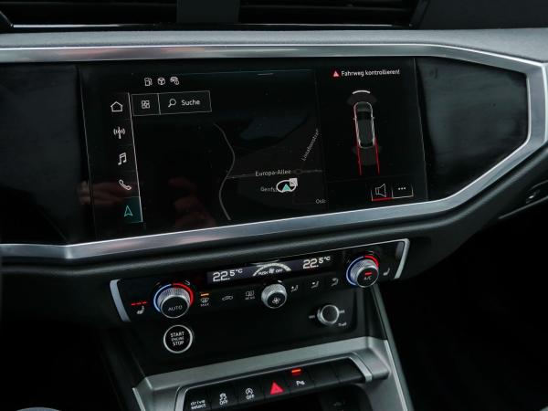 Audi Q3 Sportback 35 TFSI S line LED*AHK*Virtual*ACC