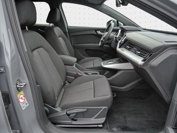 Audi Q4 e-tron Q4 35 e-tron 0,25%ACC*LED*Navi*RFK*Virtual*Sitzh