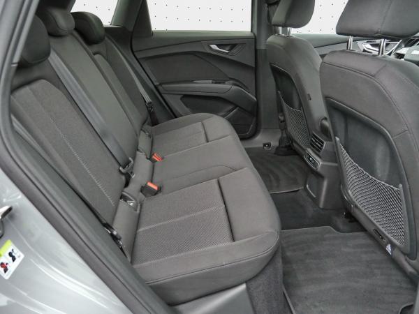 Audi Q4 e-tron Q4 35 e-tron 0,25%ACC*LED*Navi*RFK*Virtual*Sitzh