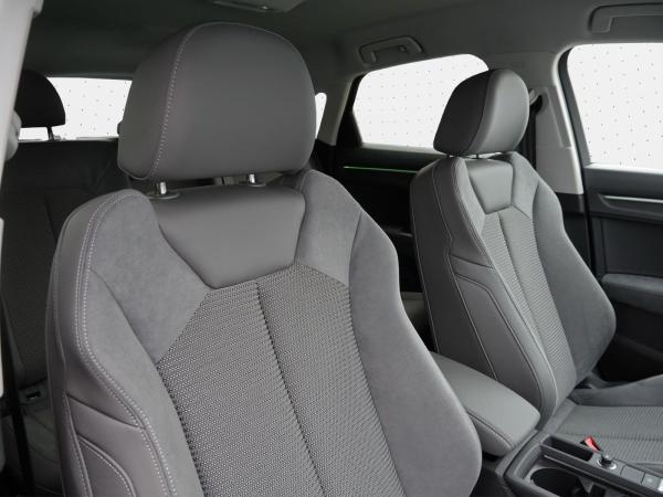 Audi Q3 Sportback 35 TFSI S line ACC*CarPlay*AHK*LED*