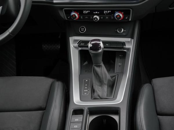 Audi Q3 Sportback 35 TDI S line LED*AHK*RFK*ACC*Sound