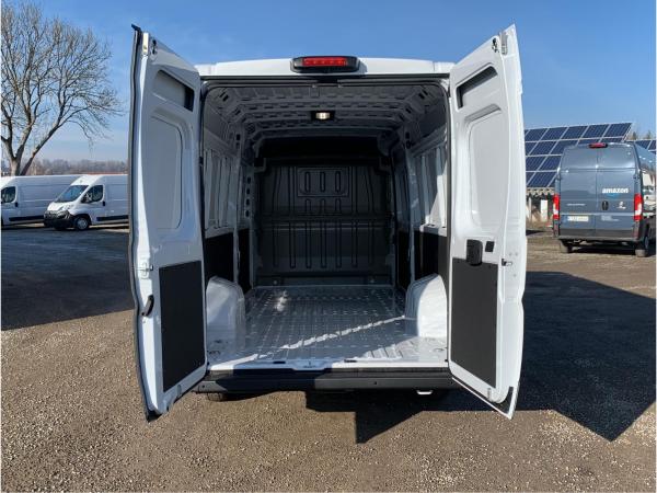 Fiat Ducato Kastenwagen L4 H2 180 PS /Allwetterreifen/Traktion+