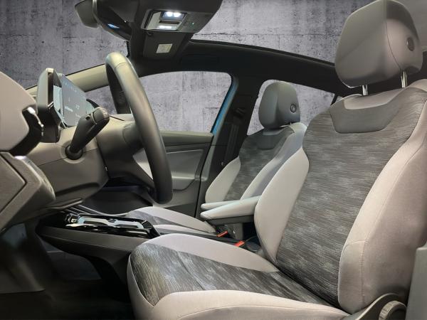 Volkswagen ID.5 Pro - AHK+Head Up+Pano+Matrix