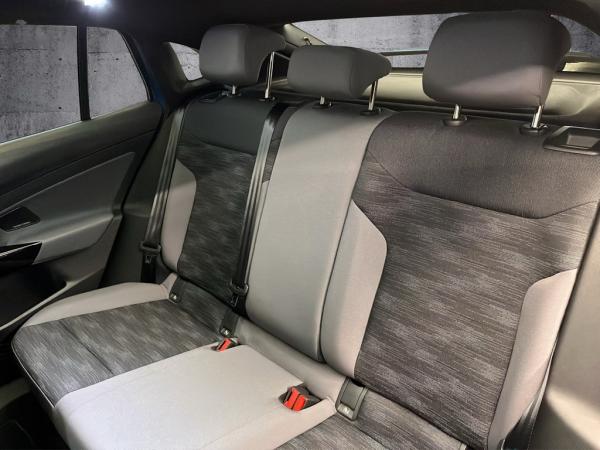 Volkswagen ID.5 Pro - AHK+Head Up+Pano+Matrix