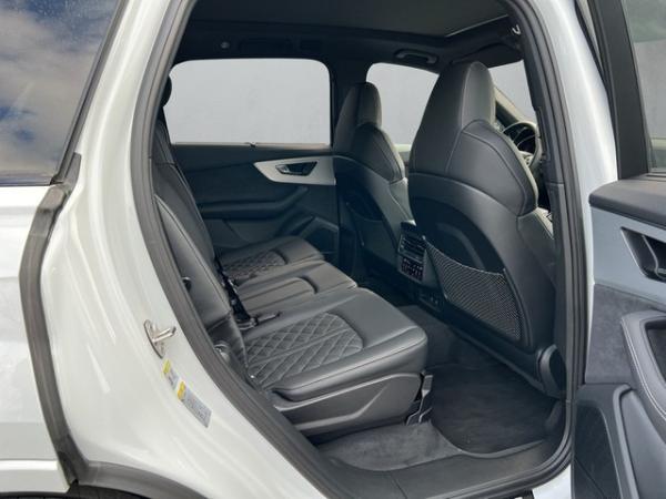 Audi SQ7 SUV 4.0 TFSI quattro tiptronic*HUD*7Sitzer*