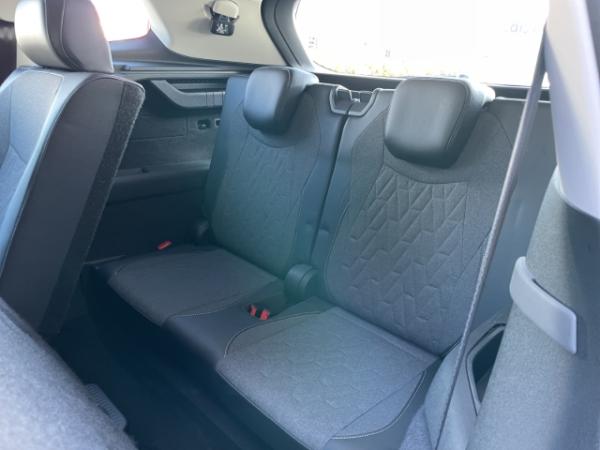 Volkswagen Tayron Life 1.5 eTSI DSG,7-SITZER,AHK,ACC,RFK,SHZ