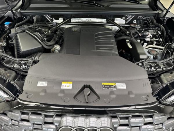 Audi Q5 TDI qu S tro ACC+AHK+Kamera+LED+Navi+Sitzh