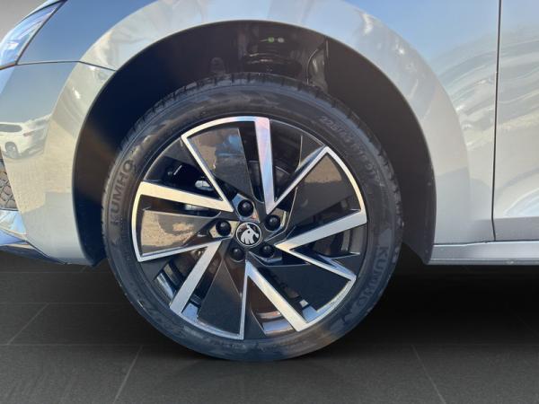 Skoda Octavia IV 1.5 TSI mHEV DSG Sportline Neu eingetroffen mit AHZV