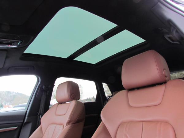 Audi e-tron 55 quattro 300 kW S line sofort verfügbar