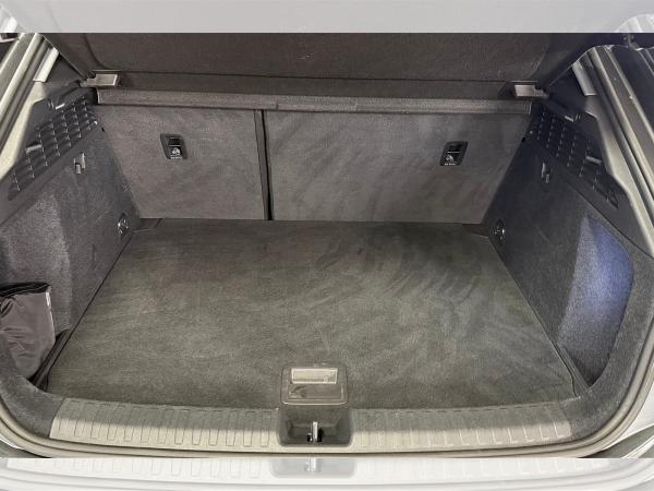 Audi A3 Sportback 35 TDI S line S-tronic LED Navi ACC PDC SHZ