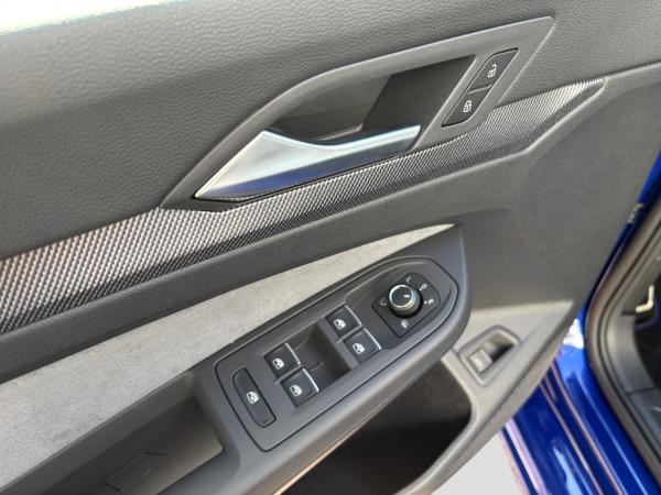 Volkswagen Golf Variant R 2,0TSI 245kW DSG 4MOT BLACK STYLE