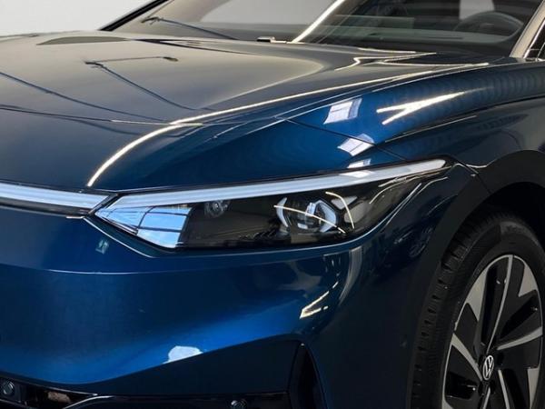 Volkswagen ID.7 Tourer Pro 210kW Garantie bis 06/2030 - HUD AHK Area View Navi IQ.Drive Wärmepumpe Massage SHZ PDC