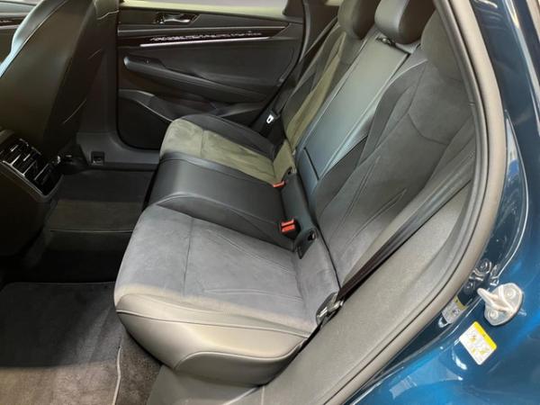 Volkswagen ID.7 Tourer Pro 210kW Garantie bis 06/2030 - HUD AHK Area View Navi IQ.Drive Wärmepumpe Massage SHZ PDC