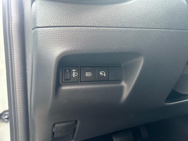 Toyota Aygo X Hybrid 1,5l Teamplayer CVT LED ACC ACP SHZ DAB