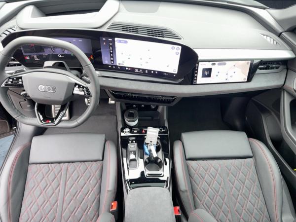Audi e-tron Q6 SUV S line businessperformance Luft 21