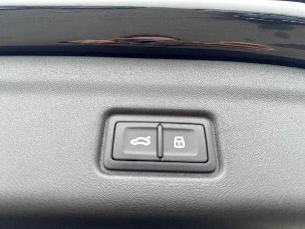 Audi e-tron Q6 SUV S line businessperformance Luft 21