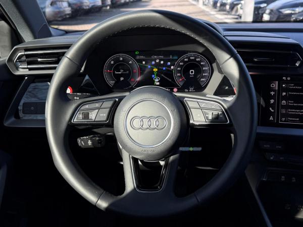 Audi A3 Sportback S line 35TDI Kamera/SHZ/Navi+/ACC/V
