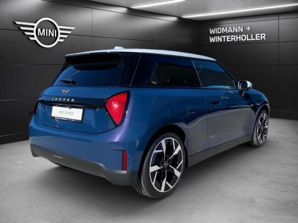 MINI Cooper E Favoured Trim Paket M Pano LED LRH HUD