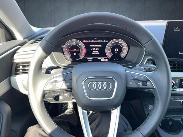 Audi A4 Avant 30 TDI S tr. LED Stdhzg Cam ACC Keyless