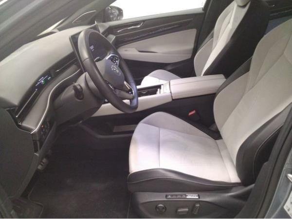 Volkswagen ID.7 Tourer Pro +WÄMREPUMPE+AHK+KAMERA+