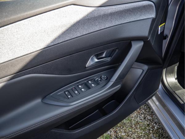 Peugeot 308 SW 130 EAT8 ALLURE *ALLWETTER*SITZ-/LENKRAD-/FS-HEIZUNG*KEYLESS*SN59