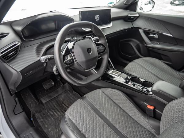 Peugeot 2008 Allure 130 EAT8 *ACC*SITZHZG*APPLE/ANDROID*LEDER*SN 82