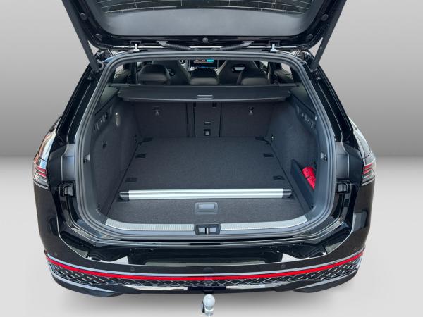 Volkswagen Passat R-Line 2,0TSI 195KW 4MOTION DSG SIGNATURE