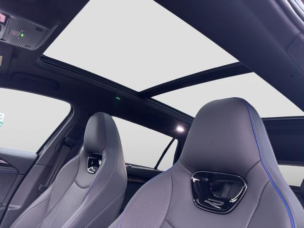 Volkswagen Passat R-Line 2,0TSI 195KW 4MOTION DSG SIGNATURE