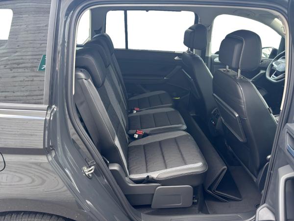 Volkswagen Touran ENERGY 1,5TSI 110kW NAVI DSG IQ LIGHT