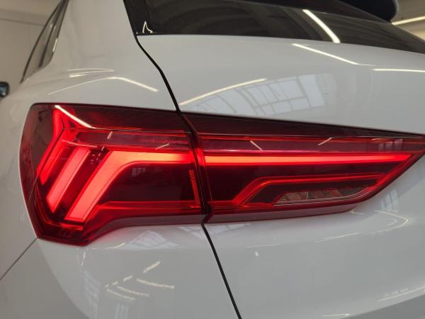 Audi Q3 S line quattro 40 TFSI Standh Kamera AHK Navi