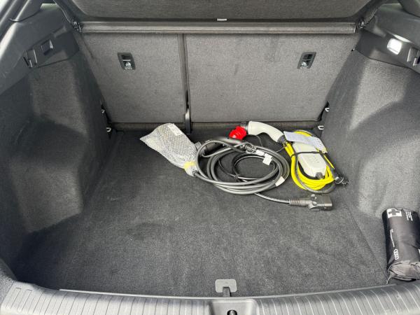 Audi Q4 e-tron Sportback 45 quattro *WINTERRÄDER*S line AHK HUD