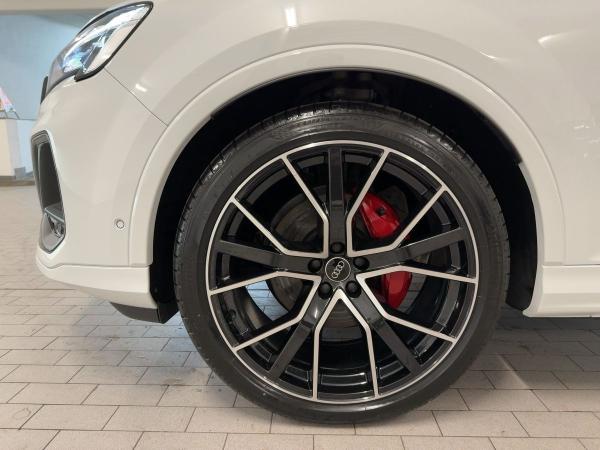 Audi Q7 S line TDI qu.tiptr. AHK MATRIX RFK NACHTS