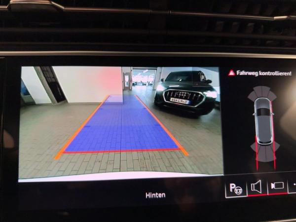 Audi Q7 S line TDI qu.tiptr. AHK MATRIX RFK NACHTS