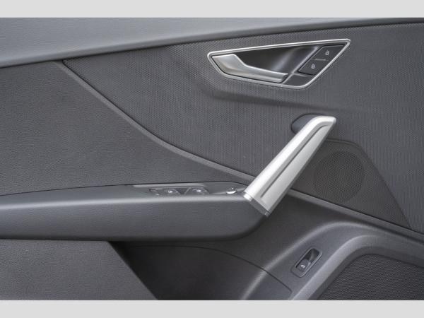 Audi Q2 35 TFSI S line S-tronic Kamera/Optikpaketschwarz/Navi plus/Sitzheiz