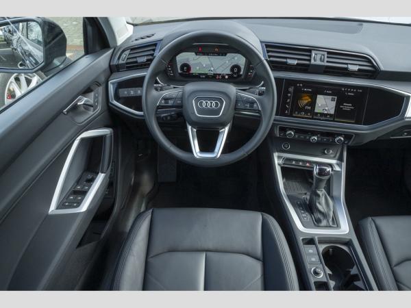 Audi Q3 35 TFSI S-tronic advanced AHK/Kamera/Navi plus/LED/Smartphone Inter