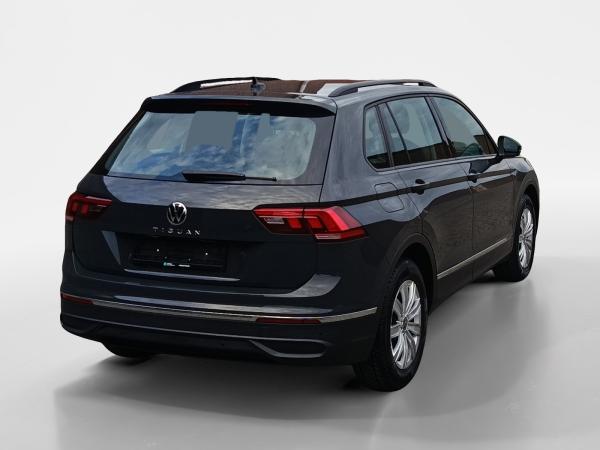 Volkswagen Tiguan Sofort verfügbar*Haustürlieferung*Diebstahlwarnanlage*Navi*Winter-Paket*elektr. Heckklappe