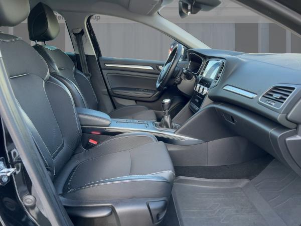 Renault Megane Grandtour dCi 115 Intens SHZ PDC