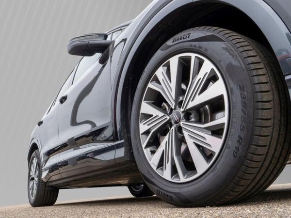 Audi Q4 e-tron 45 Sportback advanced AHK Komfortpaket