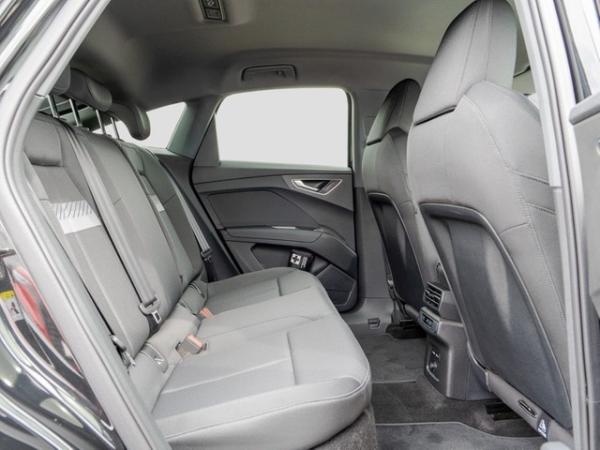 Audi Q4 e-tron 45 Sportback advanced AHK Komfortpaket