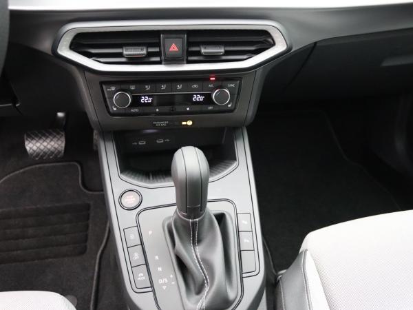 Seat Arona FR 1.0 TSI DSG / FullLink, Navi, ParkAssi
