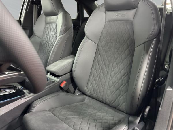 Audi RS3 Limousine qu S tro ACC+Kamera+Matrix+Pano