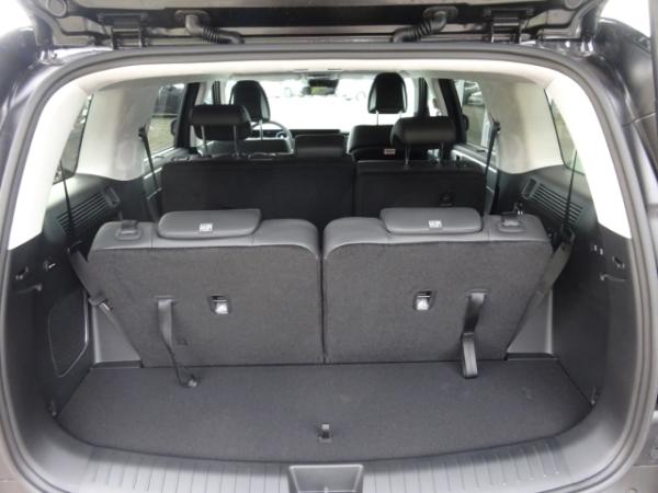 Hyundai SANTA FE Hybrid 2WD Signature HEV 7-Sitzer (MY26) 1.6 T-GDI (239 PS) 6- AMT