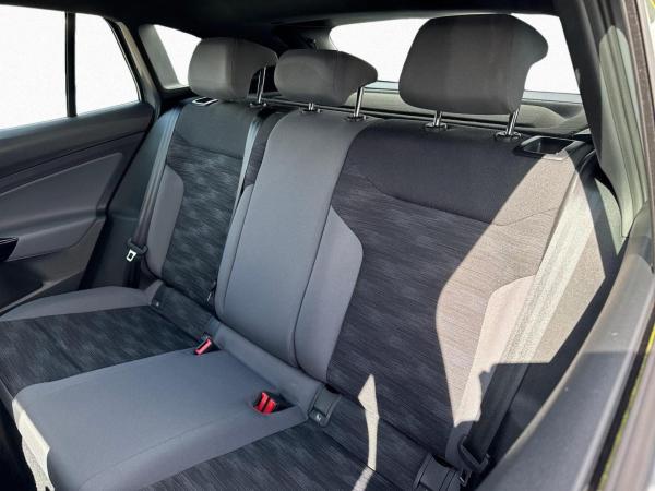 Volkswagen ID.4 Pure 55kWh NAVI PDC APP LED CCS