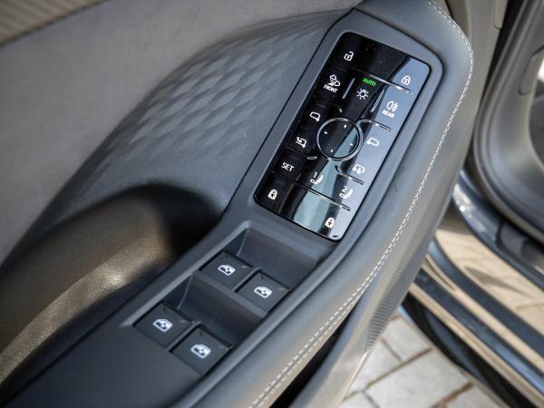 Audi A6 Avant e-hybrid quattro