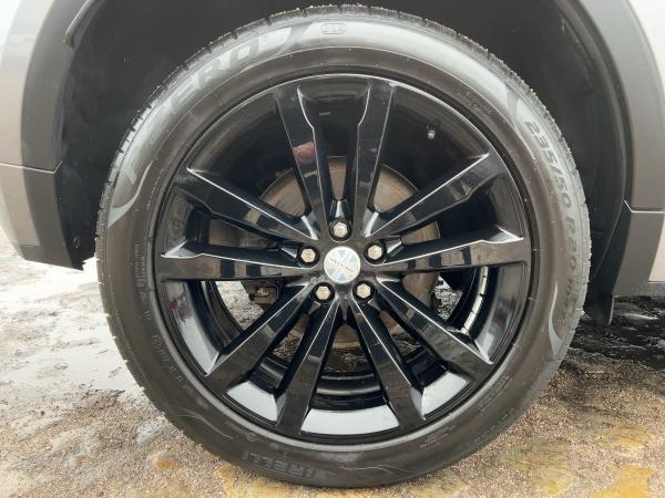 Jaguar E-Pace D165 R-Dynamic SE AWD AHK LED Kamera Leder