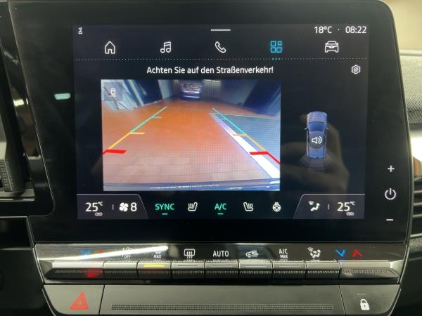 Renault Megane E-Tech Megane E-TECH EQUILIBRE EV40 130HP CCS Renault Megane E-Tech Megane E-TECH EQUILIBRE EV40 130HP CCS